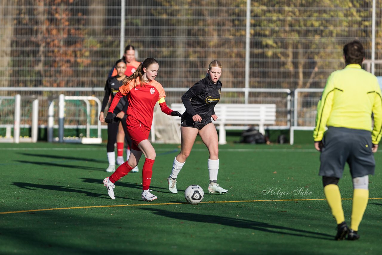 Bild 114 - wBJ VfL Pinneberg2 - Eimsbuttler TV 3 : Ergebnis: 5:0